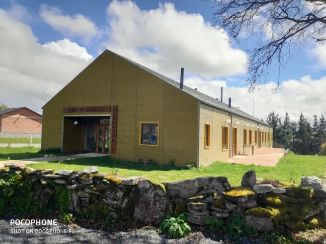 Casa de maiores Penarrubia · Lugo