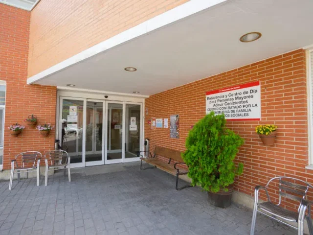 Residencia de mayores Amavir Cenicientos